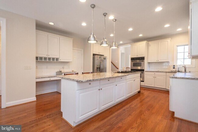 Building Photo - 11629 Forest Hill Ct