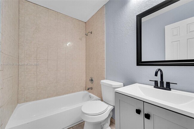 Building Photo - 2360 NW 6th Ct