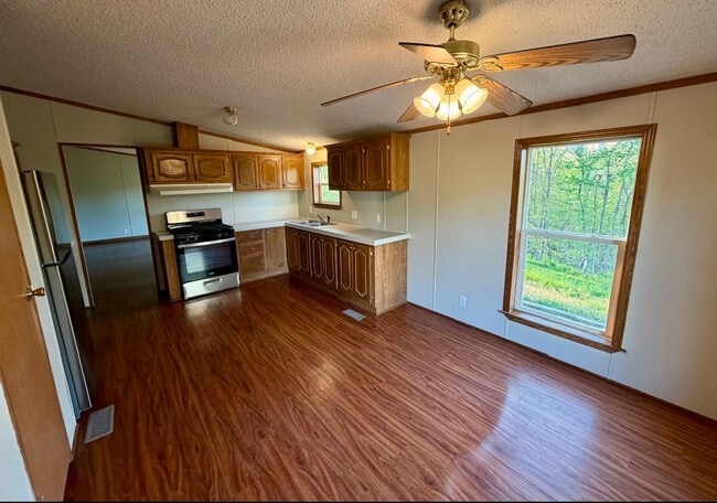 Building Photo - 3406 OH-83