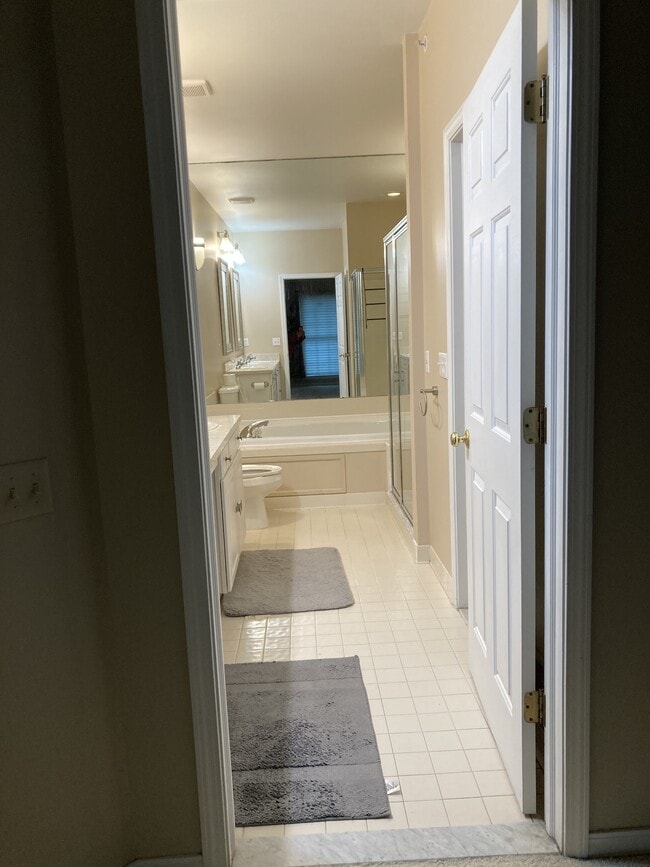 Building Photo - 41645 Copper Creek Dr