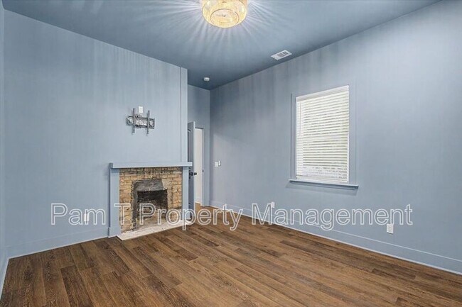 Building Photo - 638 E 37th St