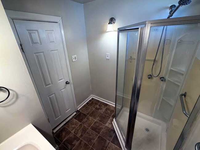 Building Photo - 1311 S 3rd Ave