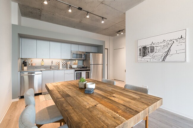 Building Photo - 2753 W Belden Ave