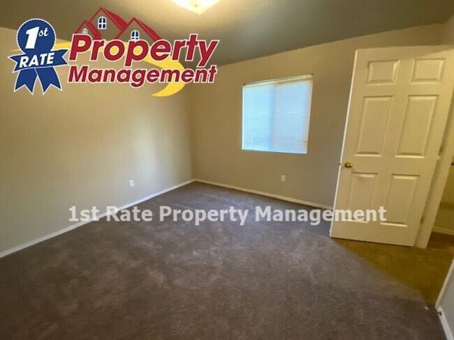 Building Photo - 540 S Workland Ln