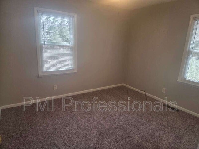 Building Photo - 5788 George Franklin Rd