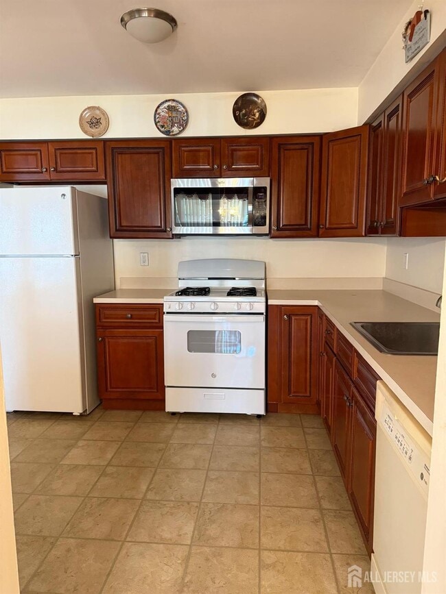 Building Photo - 161 Andover Pl