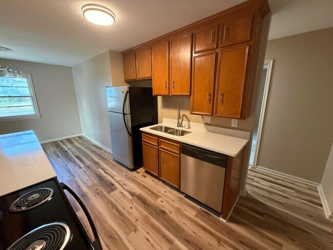 Building Photo - 1402 Morgantown