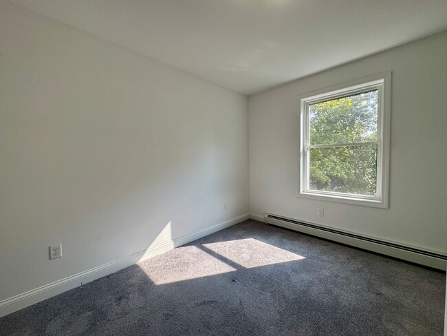 Building Photo - 116-118 Seavey Street