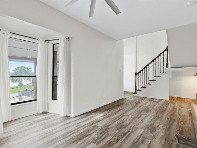 Building Photo - 9524 Watercress Dr