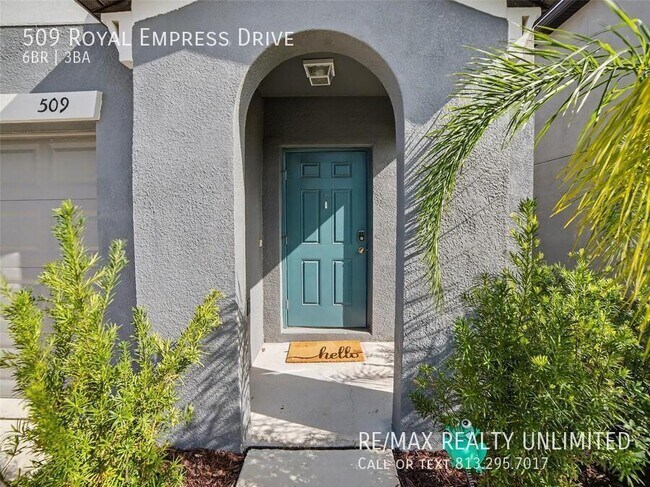 Building Photo - 509 Royal Empress Dr