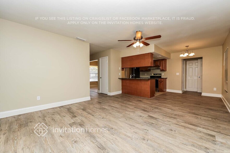 Building Photo - 1004 Highgrove Ct