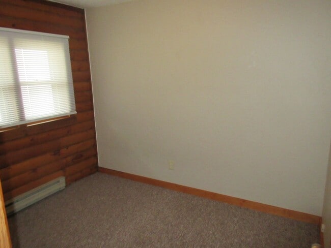 Building Photo - 313