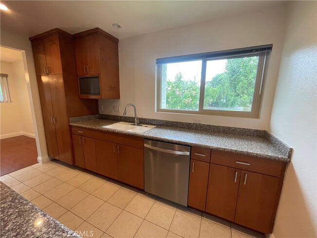 Building Photo - 4714 Park Granada