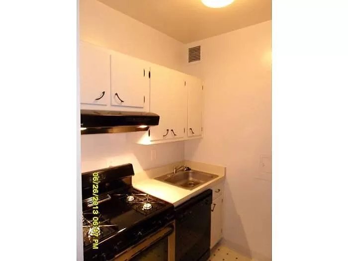 Building Photo - 2755 Ordway St NW