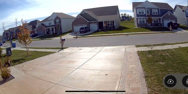 Building Photo - 5817 Flat Hill Dr