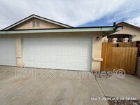 Building Photo - 851 Baseline Rd