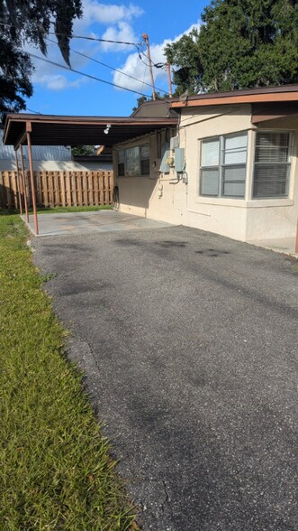 Building Photo - 2309 S Mills Ave