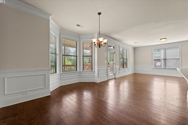 Building Photo - 542 Oconee Cir