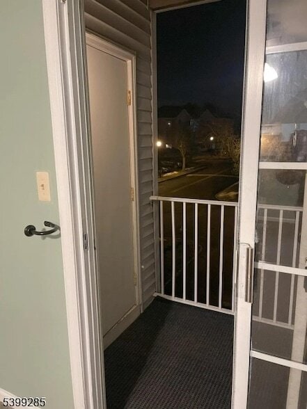 Building Photo - 420 Stratford Pl