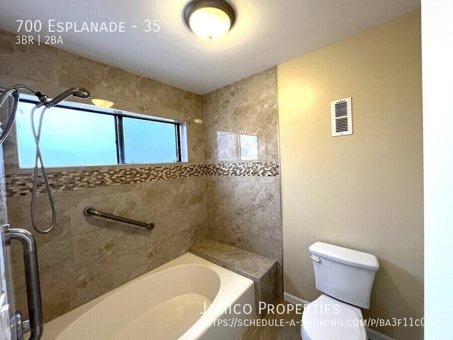 Building Photo - 700 Esplanade-35