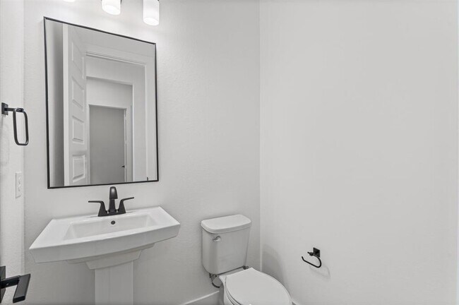 Building Photo - 8222 Sherman Pk Trl
