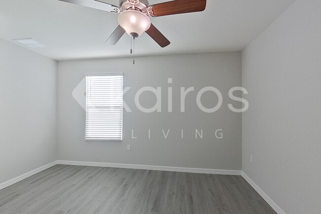 Building Photo - 8634 SW 43rd Ter