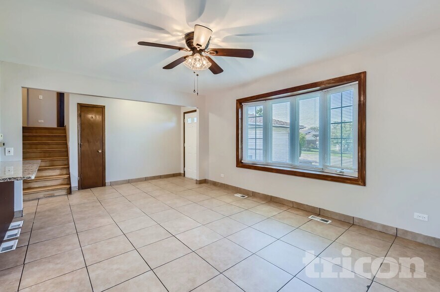 Building Photo - 285 Polo Club Dr