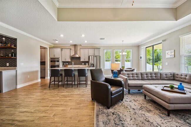 Building Photo - 9571 Little Bluestem Dr