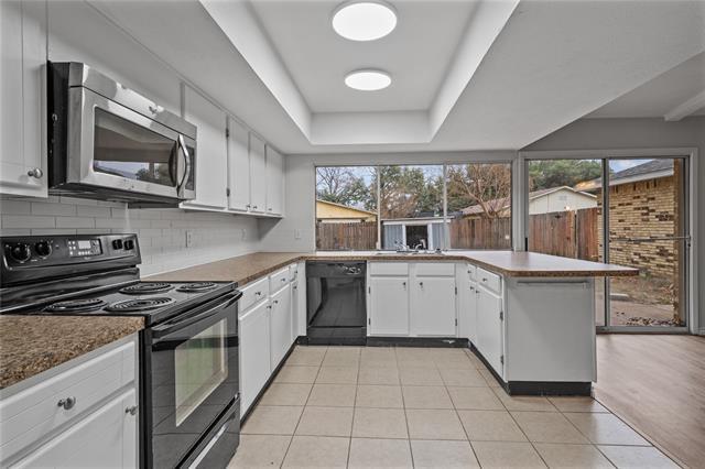 Building Photo - 2834 Fern Glen Dr