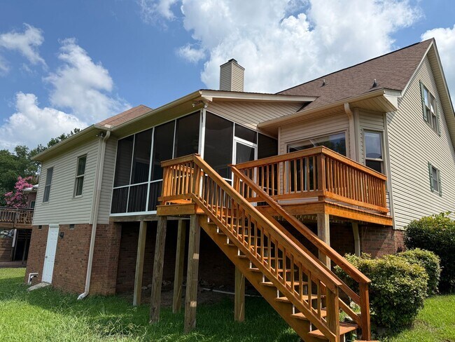 Building Photo - Chapin Lake Life - Call Lexington office for information 803-359-0793