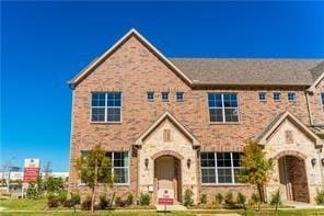 Building Photo - 2518 Plumas Dr