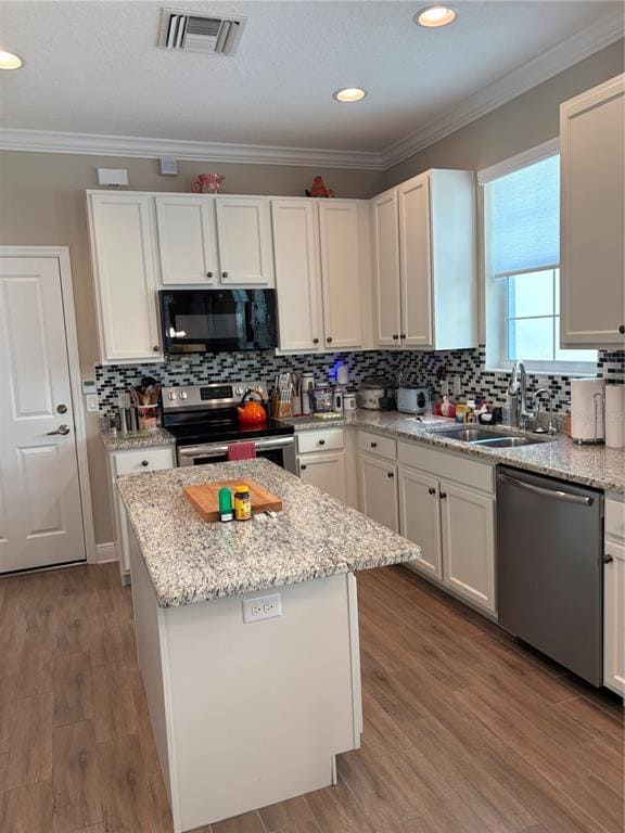 Building Photo - 103 Cutlass Way