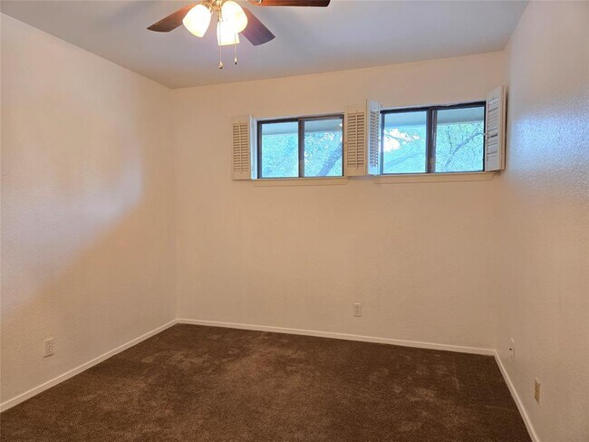 Building Photo - 4404 Travis Country Cir
