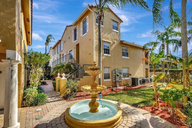 Building Photo - 1060 Lake Shore Dr