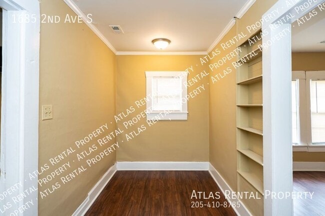 Building Photo - 1685 2nd Ave S