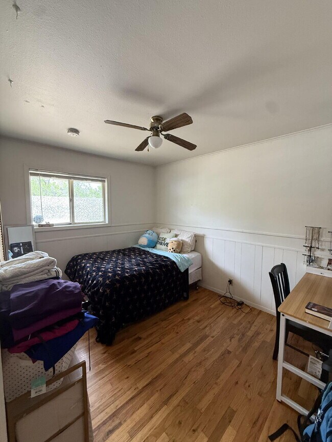 Building Photo - 3-Bedroom Home Available August 5th!