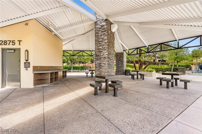 Building Photo - 3010 Hammerwood Dr