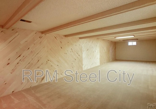 Building Photo - 2541 Taylor Ln