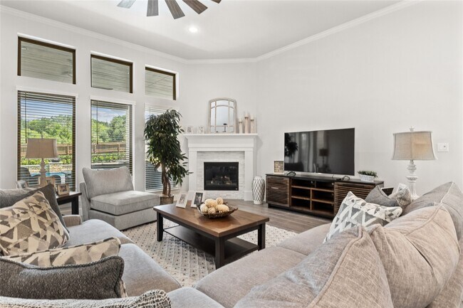 Building Photo - 5435 Farm Hill Way