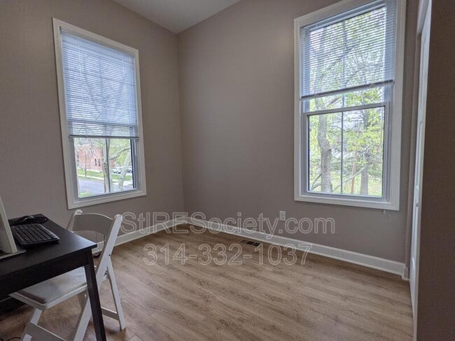 Building Photo - 2206 Blendon Pl
