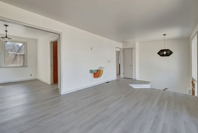 Building Photo - 6469 Fleetwood Dr