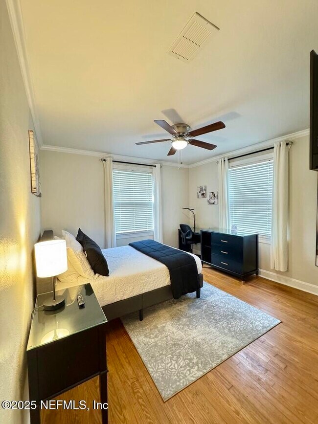 Building Photo - 1631 Thacker Ave