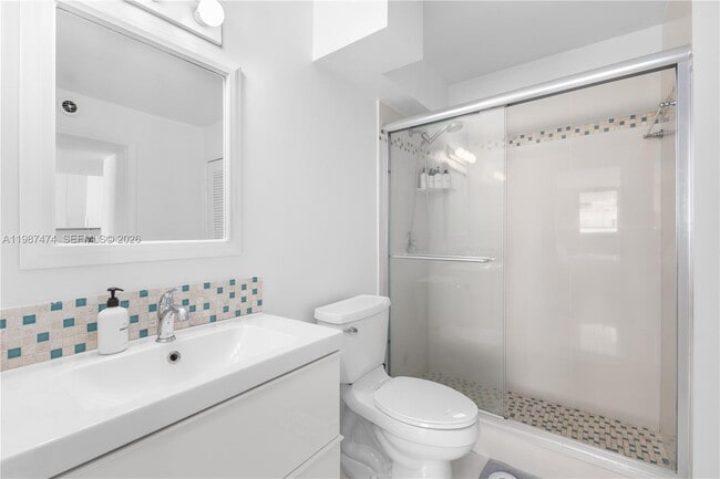 Building Photo - 345 Ocean Dr