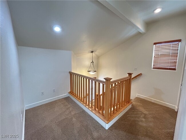 Building Photo - 136 Tilbury Ave