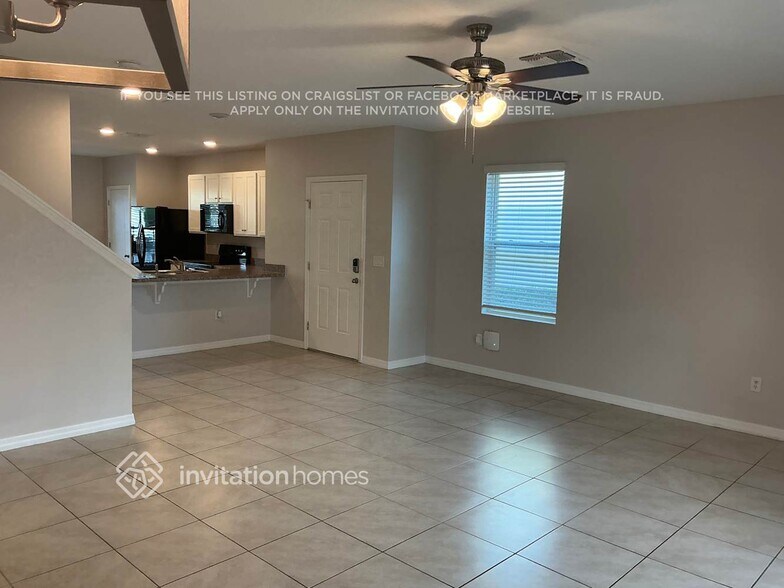 Building Photo - 9036 Carlotta Wy