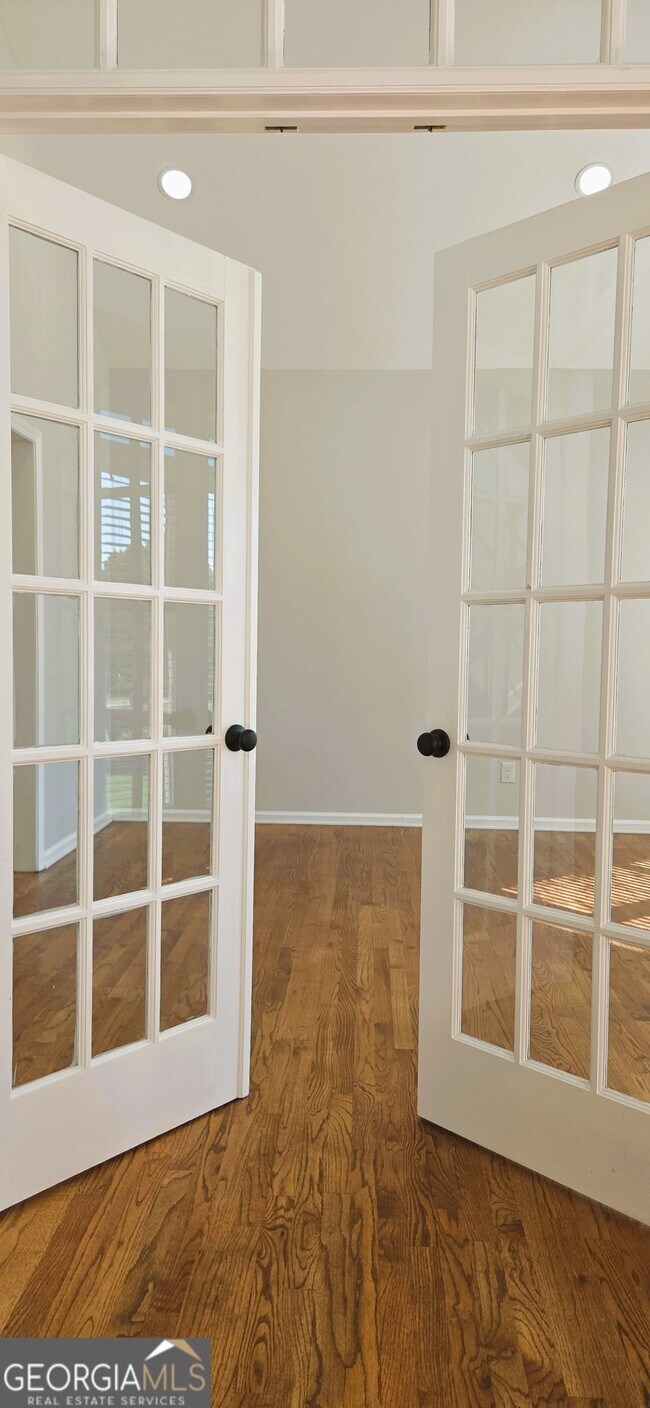 Building Photo - 3770 Glennvale Ct