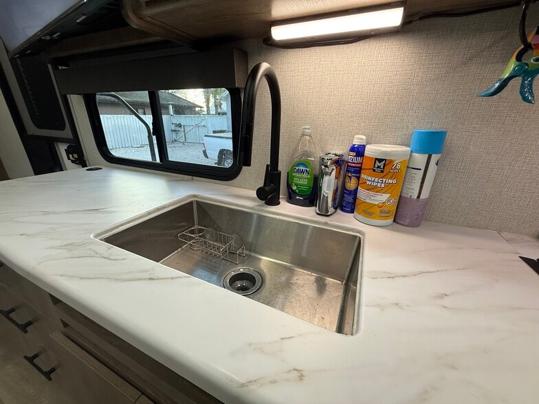 Building Photo - 312 Fleming Ave