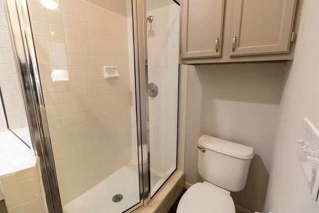 Building Photo - South Austin Gem: Cozy 2BR Home with Stunning Downtown Views, Minutes from Barton Creek Greenbelt!