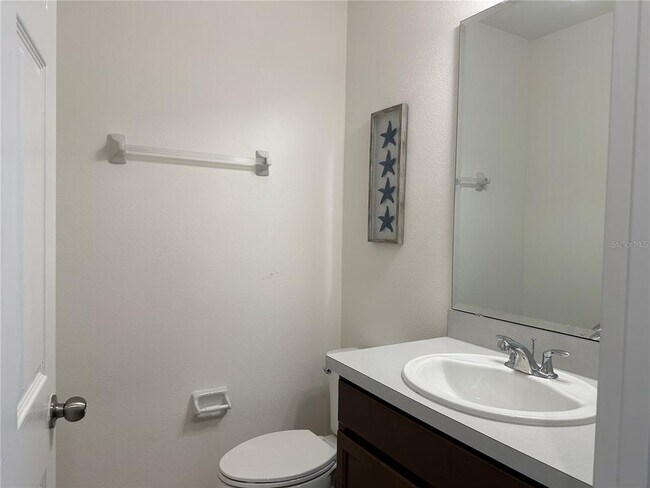 Building Photo - 212 Hamlet Lp