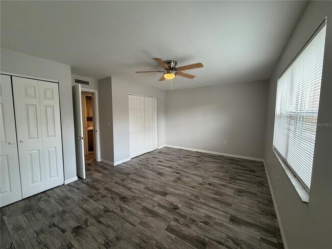 Building Photo - 1167 Calle Del Rey
